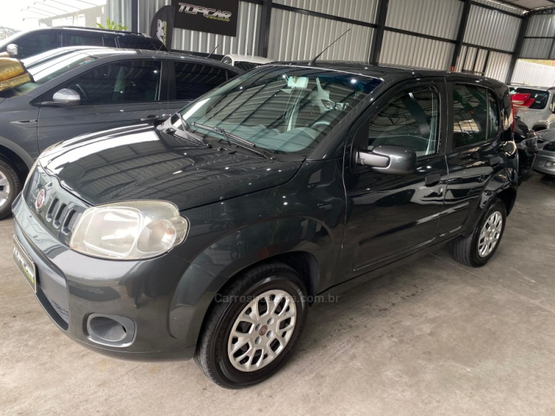 UNO 1.0 EVO VIVACE 8V FLEX 4P MANUAL