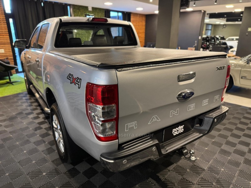RANGER 3.2 XLT 4X4 CD 20V DIESEL 4P AUTOMÁTICO - 2018 - FARROUPILHA