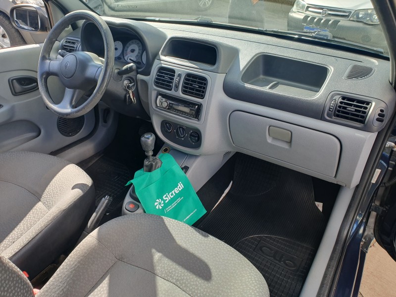 CLIO 1.0 AUTHENTIQUE 16V FLEX 2P MANUAL - 2007 - CAXIAS DO SUL