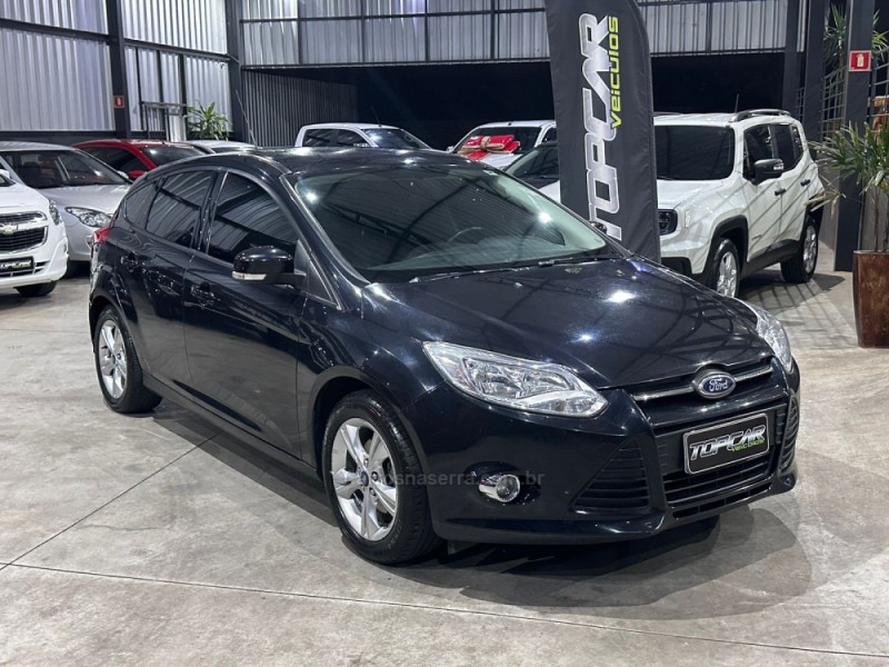 FOCUS 1.6 SE HATCH 16V FLEX 4P AUTOMÁTICO