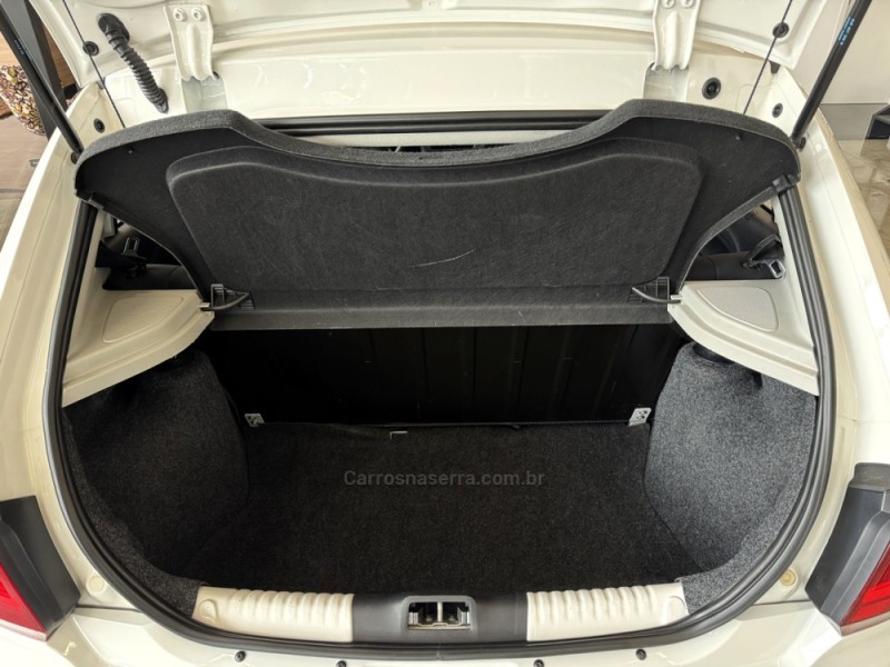 GOL 1.0 MI TRENDLINE 8V FLEX 4P MANUAL - 2017 - BENTO GONçALVES