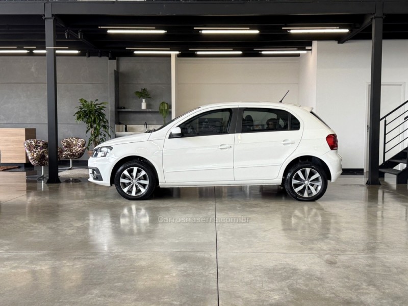 GOL 1.0 MI TRENDLINE 8V FLEX 4P MANUAL - 2017 - BENTO GONçALVES