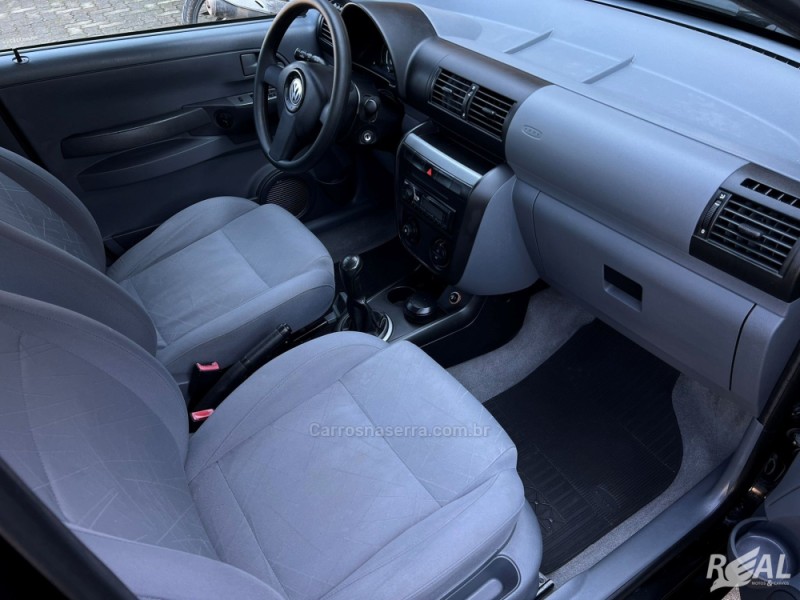 SPACEFOX 1.6 MI TREND 8V FLEX 4P MANUAL - 2010 - SAPIRANGA