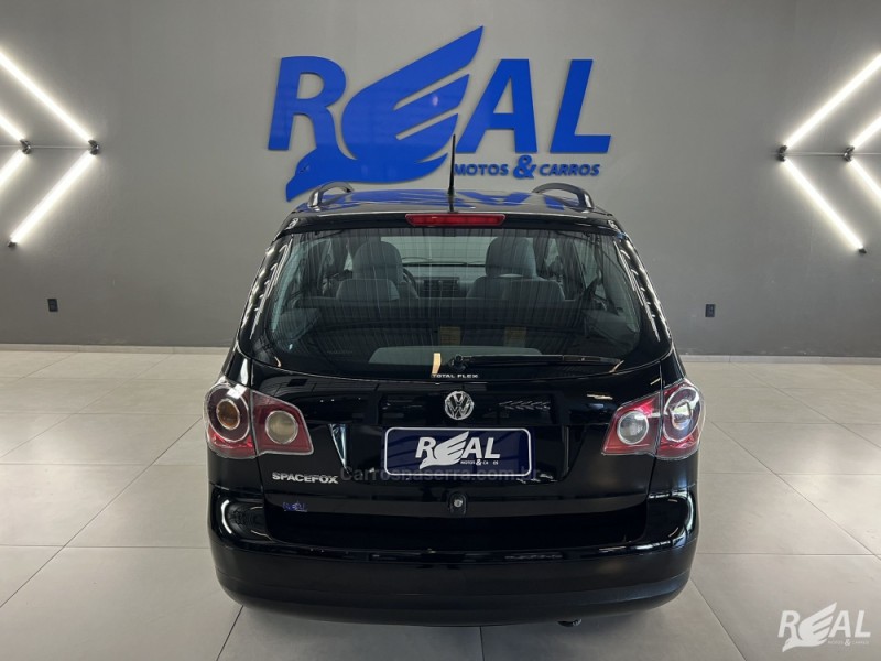 SPACEFOX 1.6 MI TREND 8V FLEX 4P MANUAL - 2010 - SAPIRANGA
