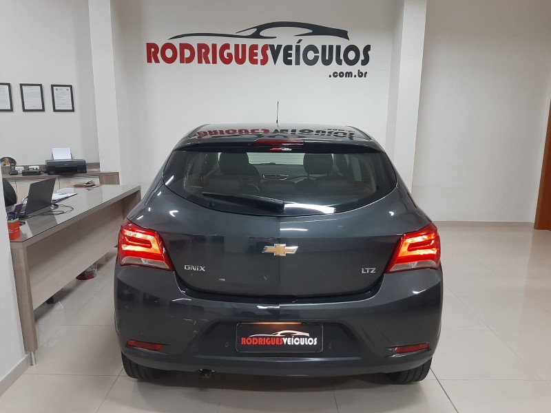 ONIX 1.4 MPFI LTZ 8V FLEX 4P MANUAL - 2019 - CAXIAS DO SUL