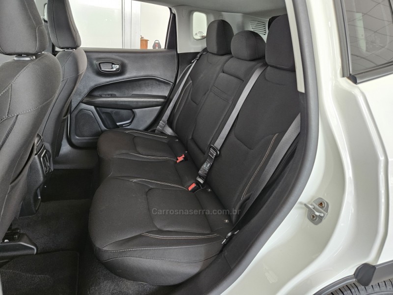 COMPASS 2.0 16V FLEX SPORT AUTOMÁTICO - 2021 - TAPEJARA