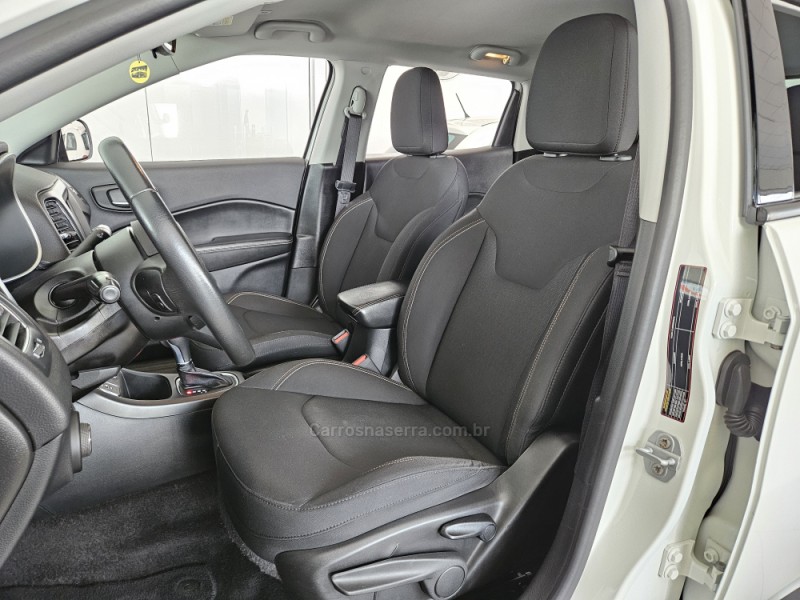 COMPASS 2.0 16V FLEX SPORT AUTOMÁTICO - 2021 - TAPEJARA