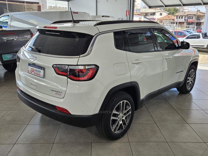 COMPASS 2.0 16V FLEX SPORT AUTOMÁTICO - 2021 - TAPEJARA