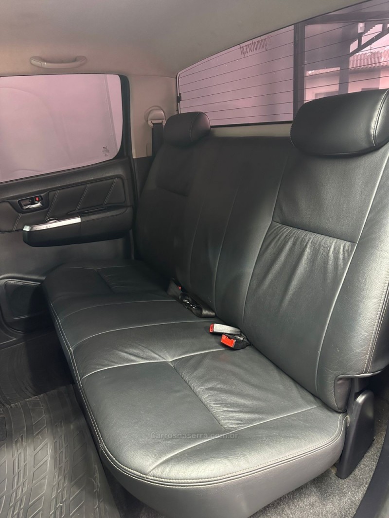 HILUX 3.0 SRV 4X4 CD 16V TURBO INTERCOOLER DIESEL 4P AUTOMÁTICO - 2015 - PASSO FUNDO