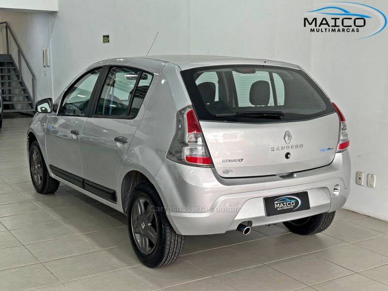 SANDERO 1.0 TECH RUN 16V FLEX 4P MANUAL - 2014 - NOVO HAMBURGO