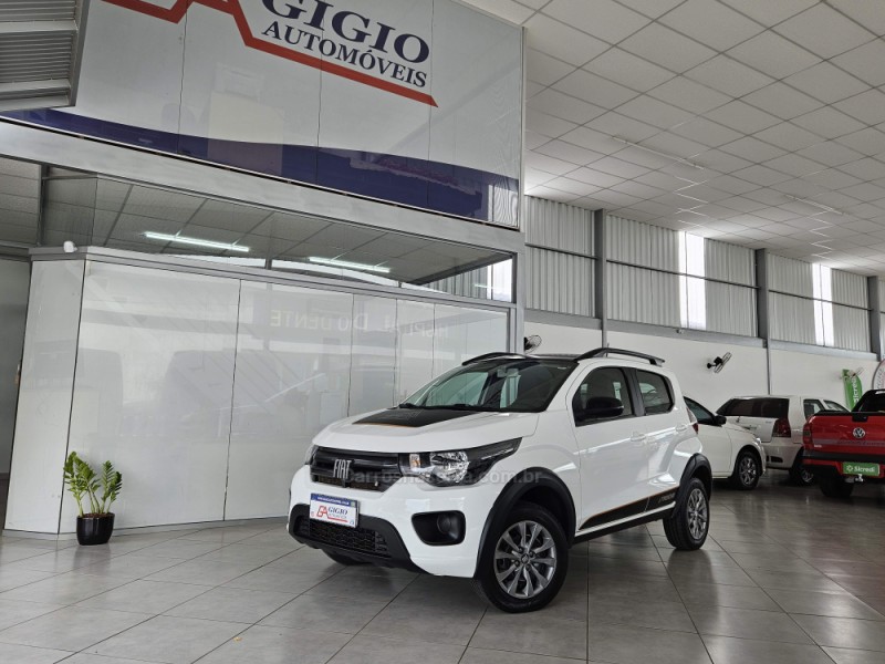 mobi 1.0 trekking 8v flex 4p manual 2023 tapejara