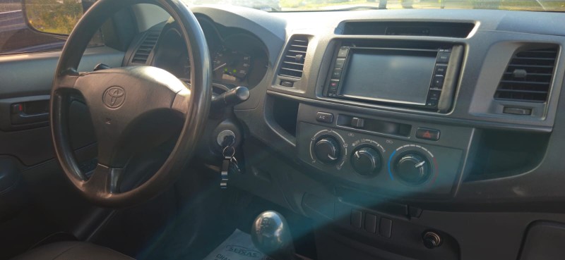 HILUX 3.0 4X4 CS CHASSI 16V TURBO INTERCOOLER DIESEL 2P MANUAL - 2013 - CANELA