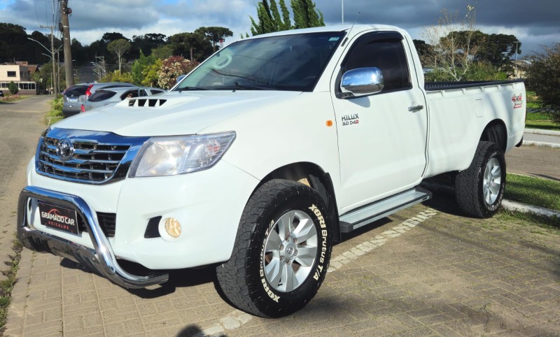 hilux 3.0 4x4 cs chassi 16v turbo intercooler diesel 2p manual 2013 canela