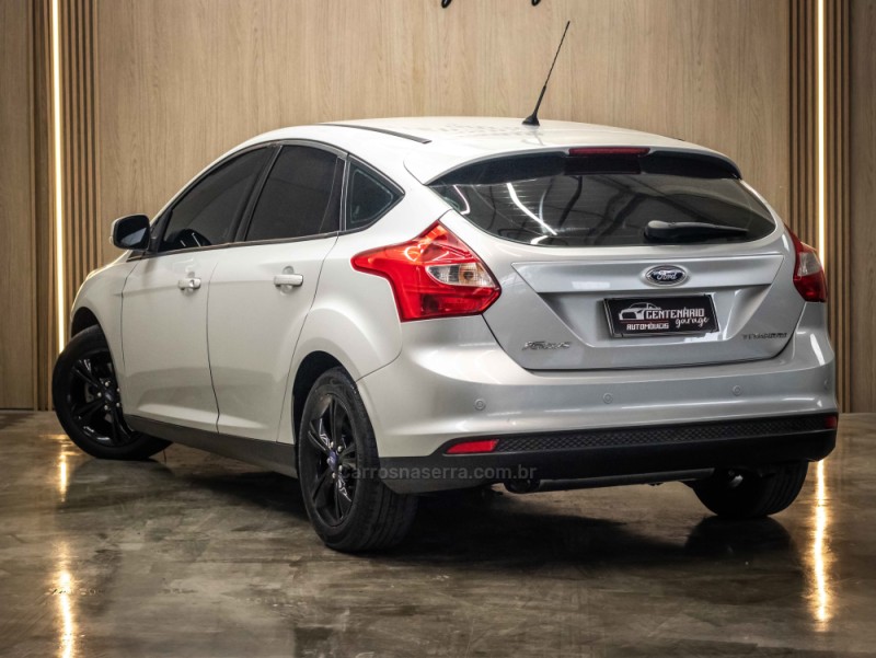 FOCUS 1.6 SE 16V FLEX 4P MANUAL - 2015 - CAXIAS DO SUL