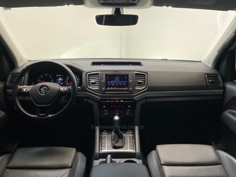 AMAROK 3.0 V6 TDI HIGHLINE CD DIESEL 4MOTION AUTOMÁTICO - 2023 - NOVO HAMBURGO