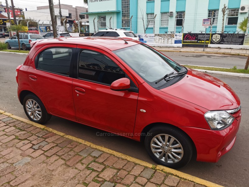 ETIOS 1.5 XLS 16V FLEX 4P MANUAL - 2014 - SãO SEBASTIãO DO CAí