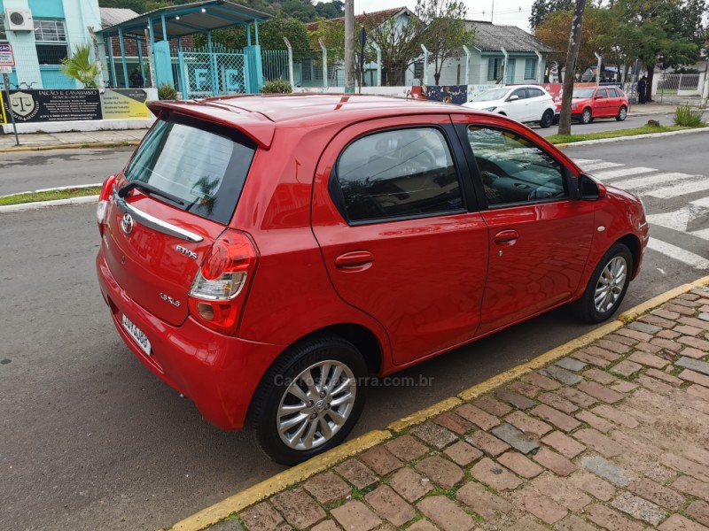 ETIOS 1.5 XLS 16V FLEX 4P MANUAL - 2014 - SãO SEBASTIãO DO CAí