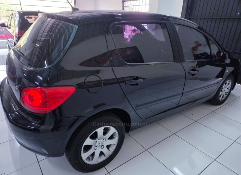 307 1.6 PRESENCE 16V FLEX 4P MANUAL - 2008 - CAMPO BOM