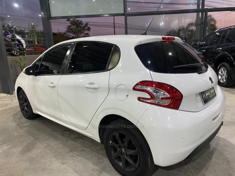 208 1.5 ACTIVE PACK 8V FLEX 4P MANUAL - 2015 - CAMPO BOM