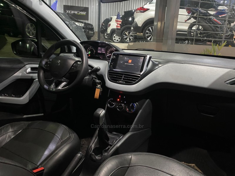 208 1.5 ACTIVE PACK 8V FLEX 4P MANUAL - 2015 - CAMPO BOM