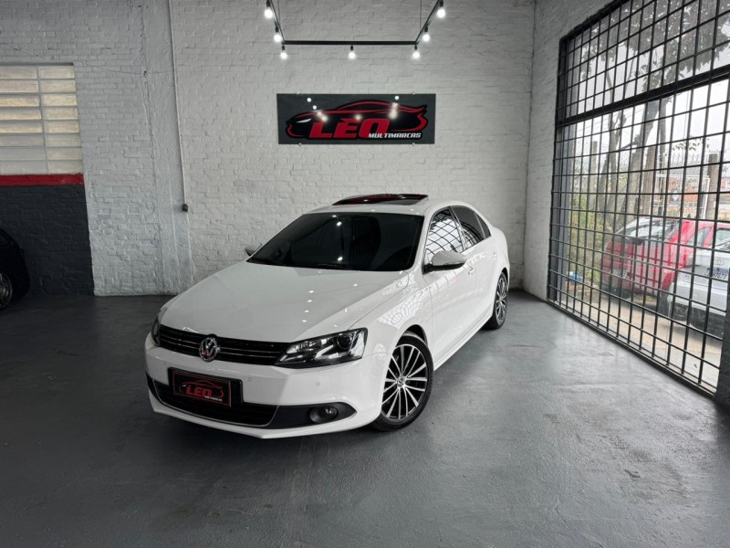 jetta 2.0 tsi dsg highline 200cv gasolina 4p automatico 2013 caxias do sul