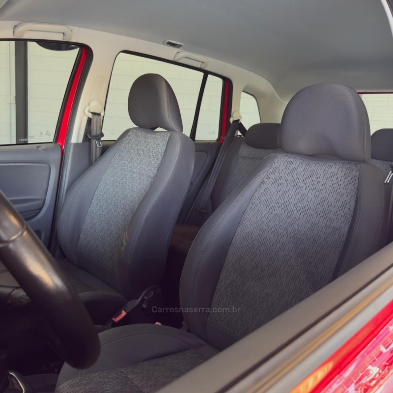 SPACEFOX 1.6 MI TREND 8V FLEX 4P MANUAL - 2013 - NOVO HAMBURGO