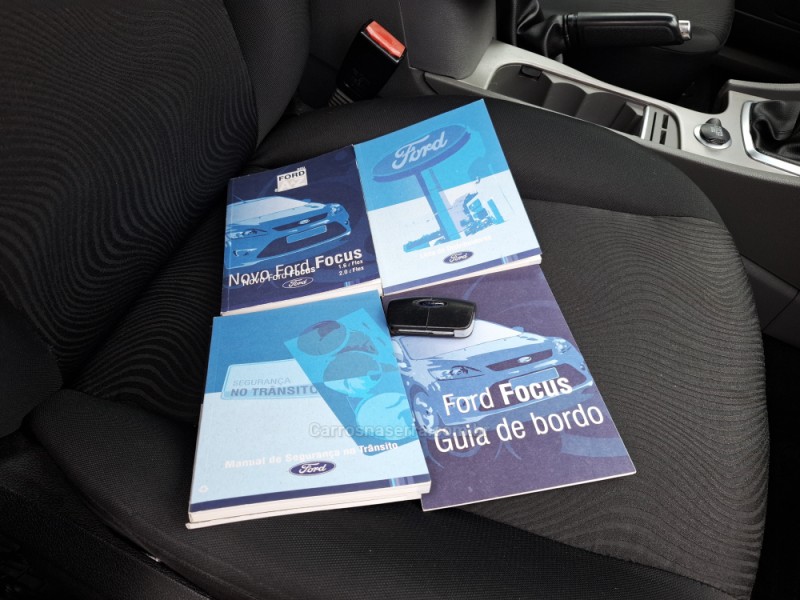 FOCUS 1.6 GLX 16V FLEX 4P MANUAL - 2013 - BENTO GONçALVES