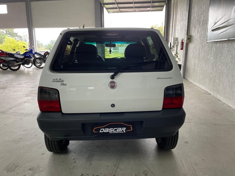 UNO 1.0 MPI MILLE FIRE ECONOMY 8V FLEX 4P MANUAL - 2013 - BOM PRINCíPIO
