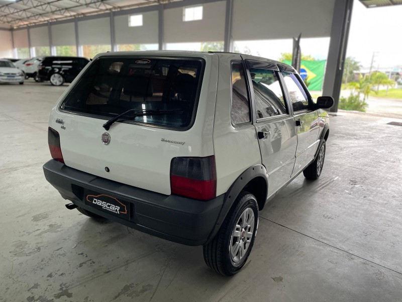 UNO 1.0 MPI MILLE FIRE ECONOMY 8V FLEX 4P MANUAL - 2013 - BOM PRINCíPIO