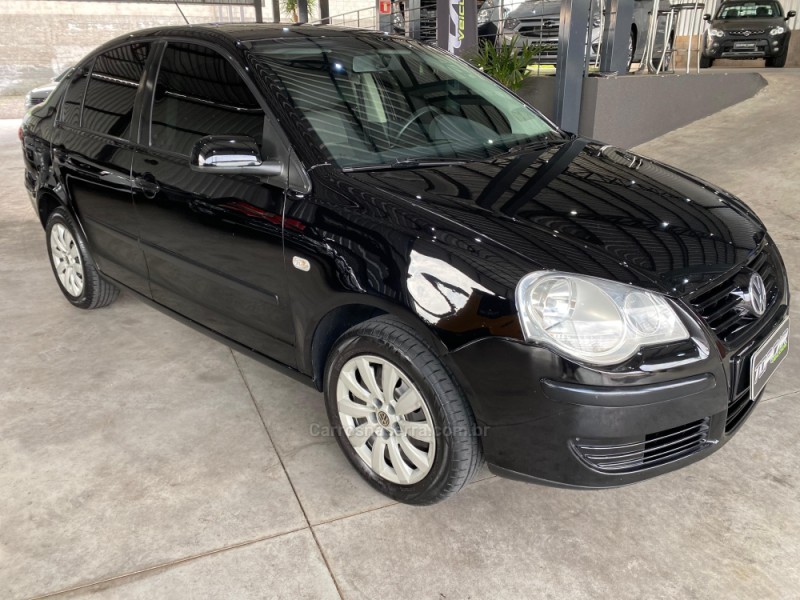 POLO SEDAN 1.6 MI 8V FLEX 4P MANUAL - 2008 - CAMPO BOM