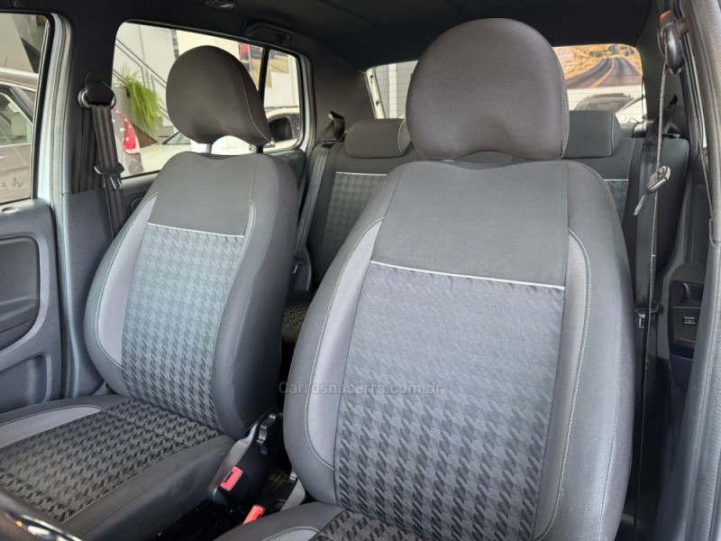 FOX 1.0 MPI TRACK 12V FLEX 4P MANUAL - 2018 - SãO LEOPOLDO