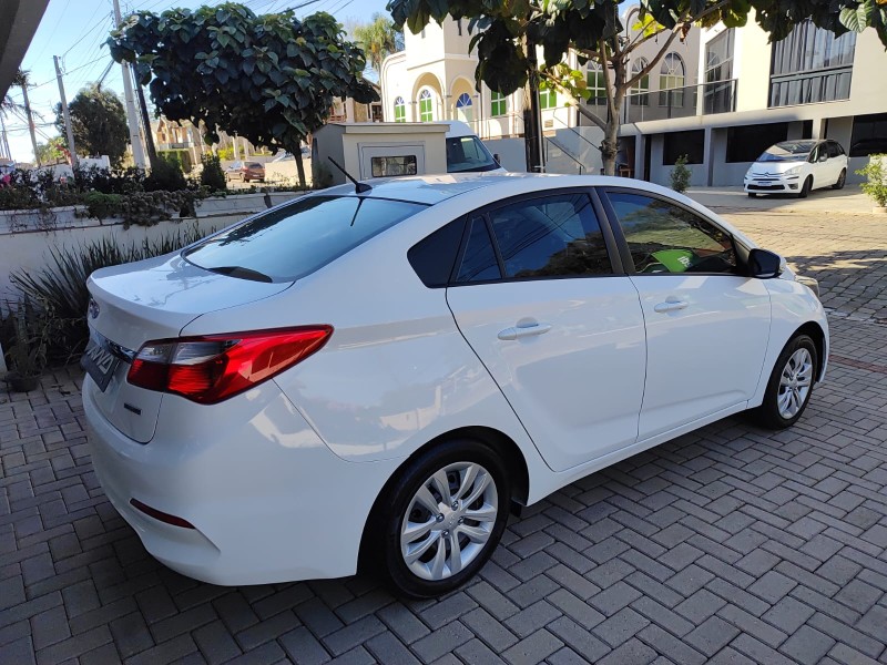 HB20S 1.6 PREMIUM 16V FLEX 4P AUTOMÁTICO - 2016 - LAJEADO