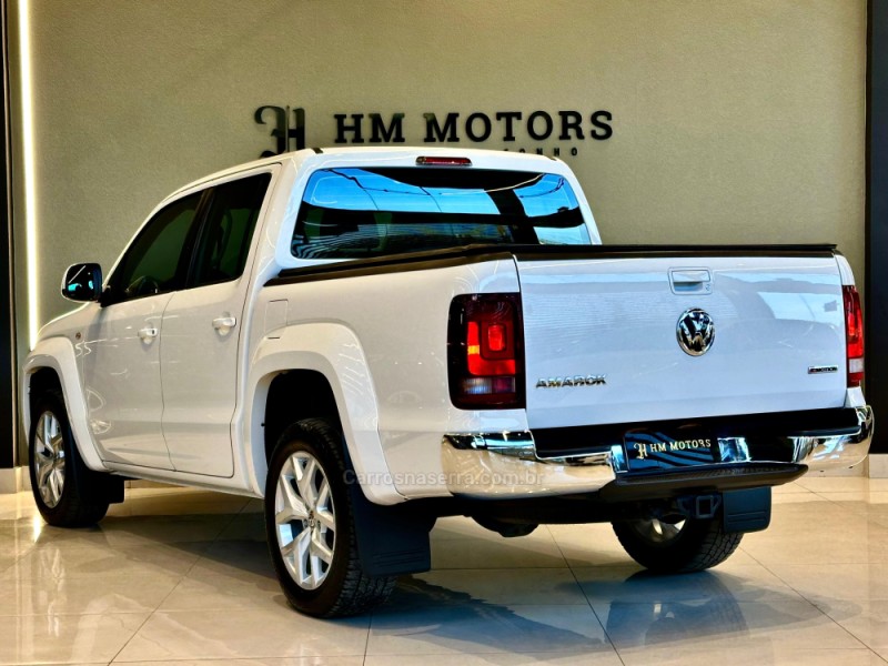 AMAROK 2.0 HIGHLINE 4X4 CD 16V TURBO INTERCOOLER DIESEL 4P AUTOMÁTICO - 2021 - CAXIAS DO SUL