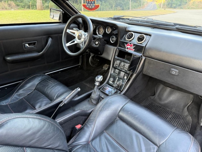 X8 2.0 4 CILINDROS 2P MANUAL - 1989 - IVOTI
