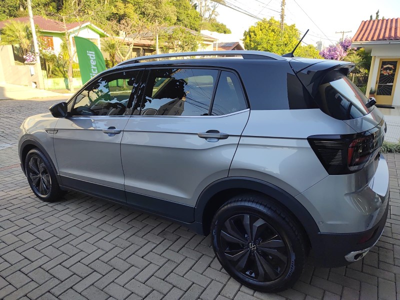 T-CROSS 1.4 HIGHLINE TSI 16V FLEX 4P AUTOMÁTICO - 2024 - LAJEADO