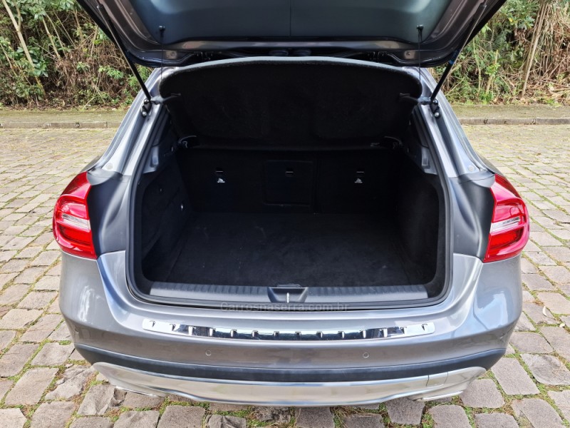 GLA 200 1.6 CGI VISION 16V TURBO GASOLINA 4P AUTOMÁTICO - 2015 - BENTO GONçALVES