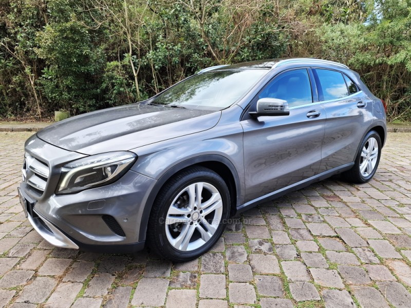 GLA 200 1.6 CGI VISION 16V TURBO GASOLINA 4P AUTOMÁTICO - 2015 - BENTO GONçALVES