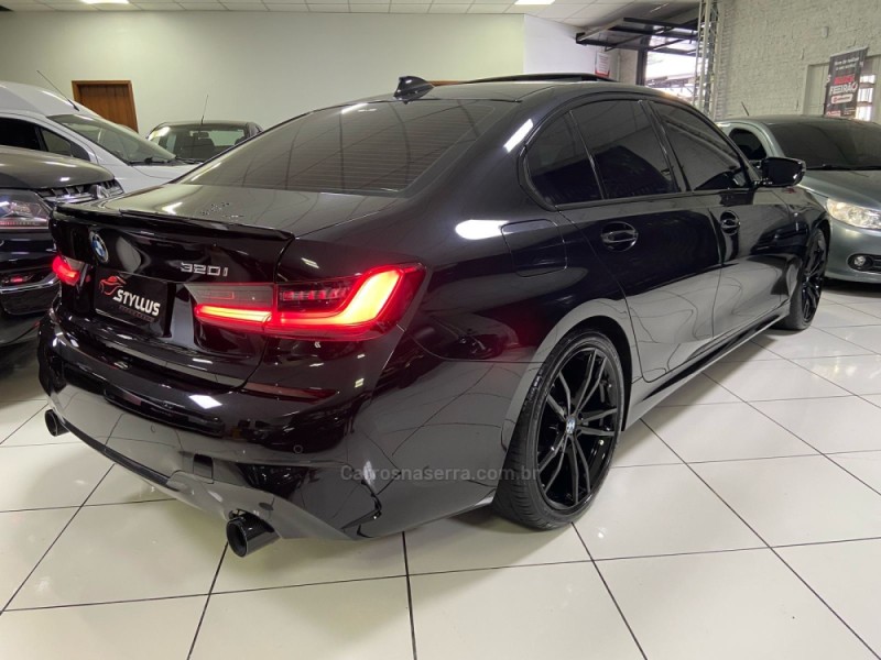 320I 2.0 M SPORT 16V TURBO GASOLINA 4P AUTOMÁTICO - 2020 - ESTâNCIA VELHA