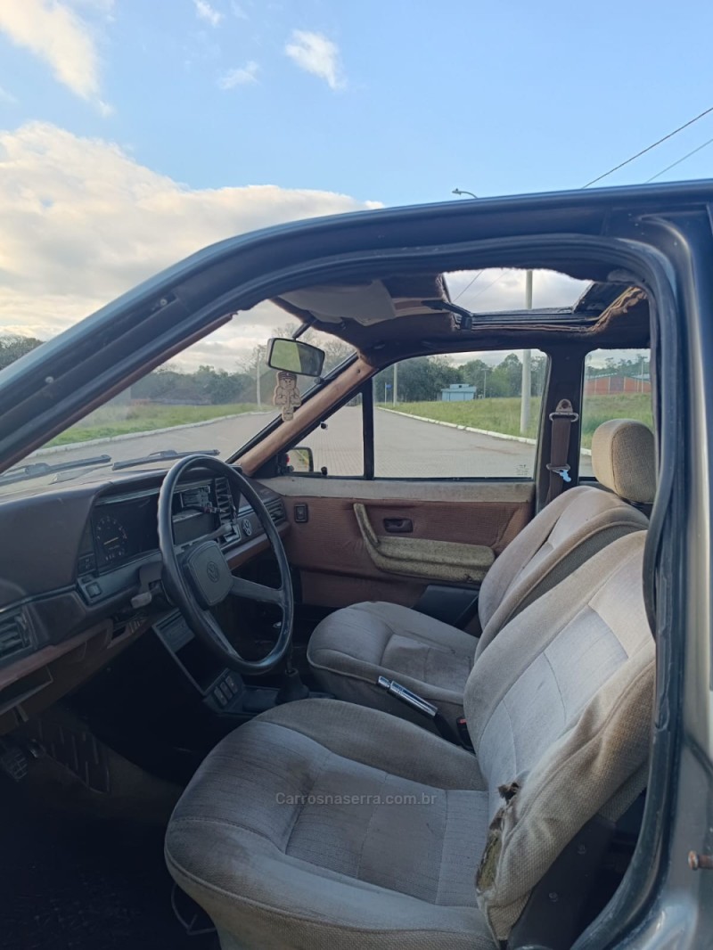 SANTANA 1.8 GLS 8V GASOLINA 4P MANUAL - 1990 - IVOTI