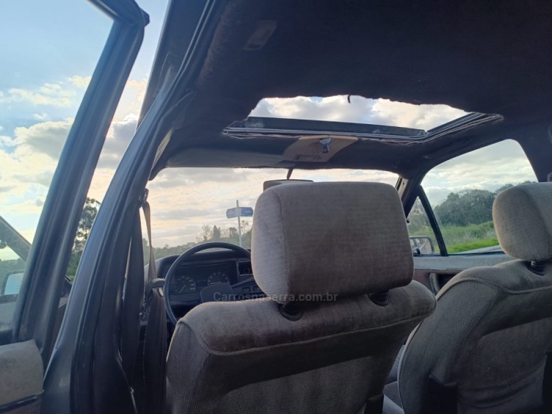 SANTANA 1.8 GLS 8V GASOLINA 4P MANUAL - 1990 - IVOTI