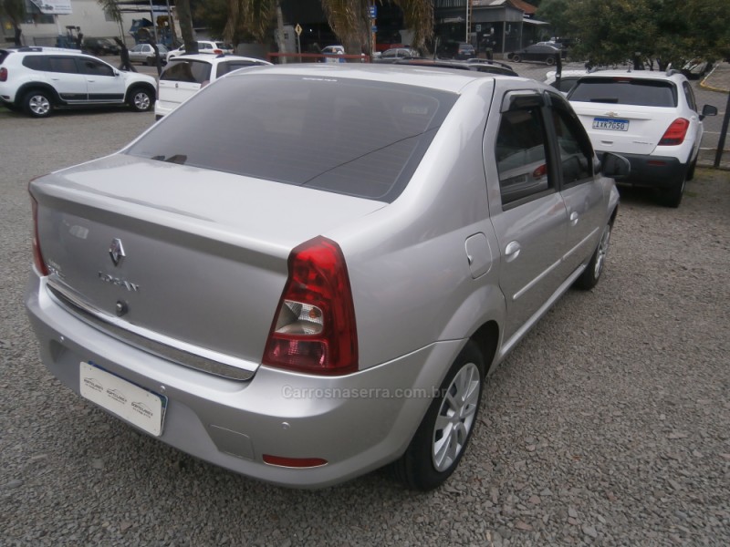 LOGAN 1.0 EXPRESSION 16V FLEX 4P MANUAL - 2013 - FARROUPILHA