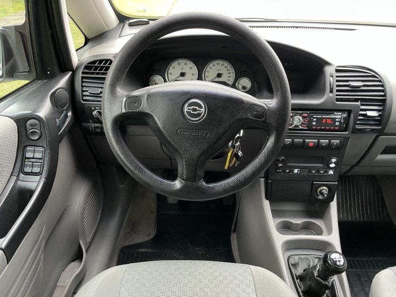 ZAFIRA 2.0 MPFI COMFORT 8V FLEX 4P MANUAL - 2007 - CAXIAS DO SUL