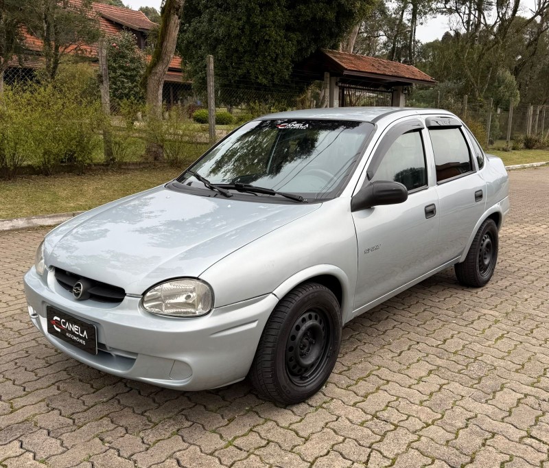 CORSA 1.0 MPFI CLASSIC SEDAN LIFE 8V FLEX 4P MANUAL