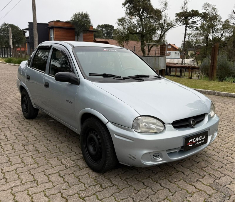 CORSA 1.0 MPFI CLASSIC SEDAN LIFE 8V FLEX 4P MANUAL - 2008 - CANELA
