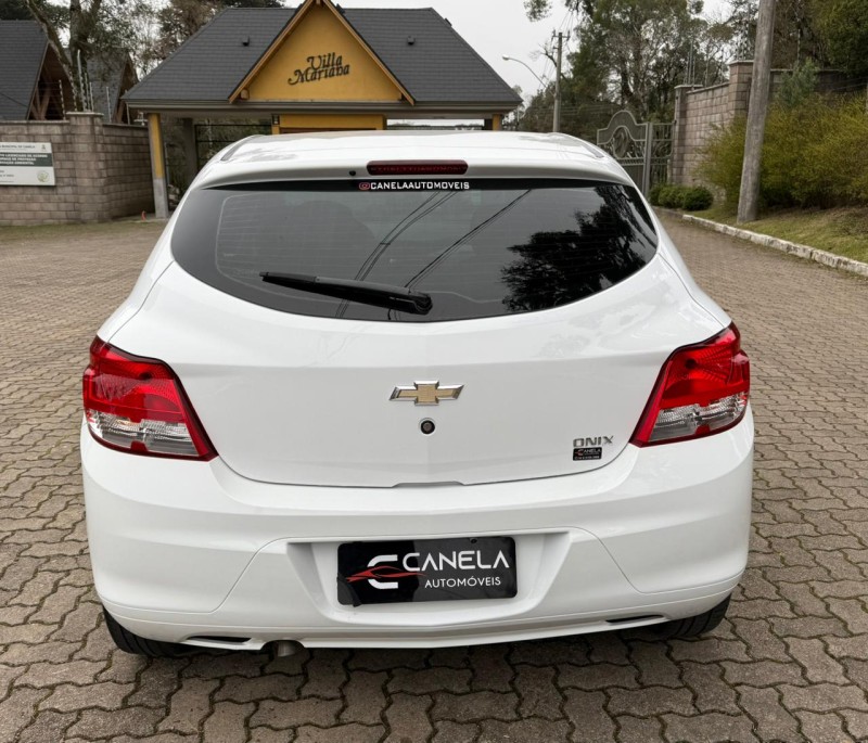 ONIX 1.0 MPFI LS 8V FLEX 4P MANUAL - 2015 - CANELA