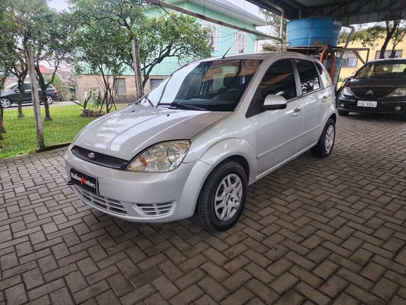 fiesta 1.6 mpi class hatch 8v flex 4p manual 2005 caxias do sul