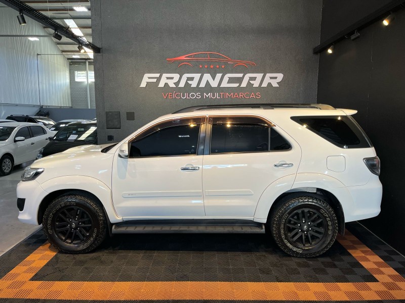 HILUX SW4 3.0 SRV 4X4 7 LUGARES 16V TURBO INTERCOOLER DIESEL 4P AUTOMÁTICO - 2014 - ANTôNIO PRADO