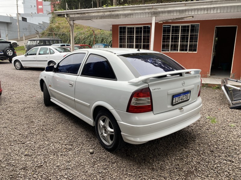 ASTRA 2.0 MPFI SPORT 8V GASOLINA 2P MANUAL - 2001 - CAXIAS DO SUL