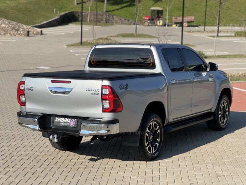 HILUX 2.8 SRX 4X4 CD 16V DIESEL 4P AUTOMÁTICO - 2022 - FLORES DA CUNHA