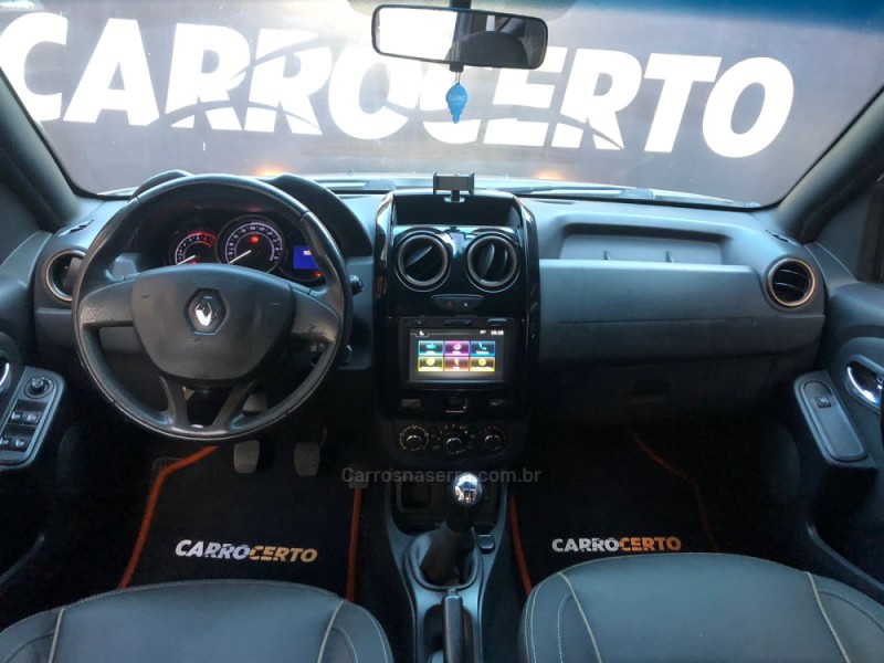 DUSTER 1.6 DYNAMIQUE 4X2 16V FLEX 4P MANUAL - 2017 - NOVO HAMBURGO